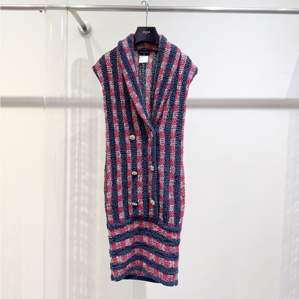 🚩steal authentic CHANEL Striped Pink and Blue Dress